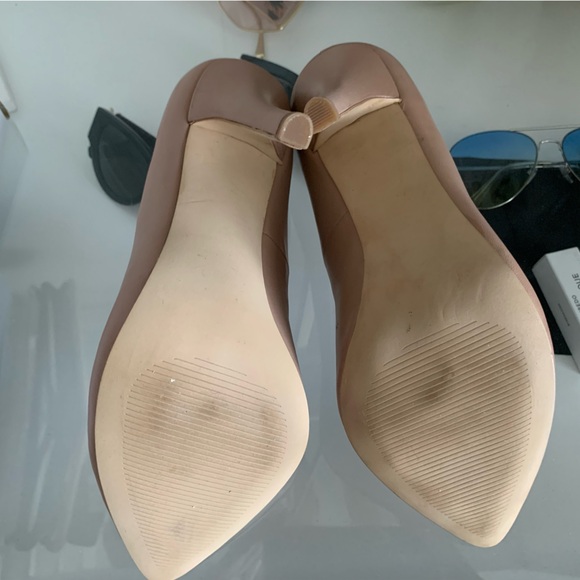 Steve Madden Pink/Nude pointed toe Heels - Picture 2 of 5